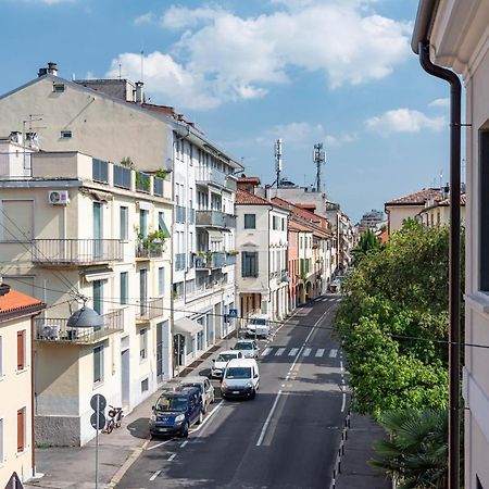 Palazzo '900 Design Flats - Il Caffe Διαμέρισμα Πάδοβα Εξωτερικό φωτογραφία